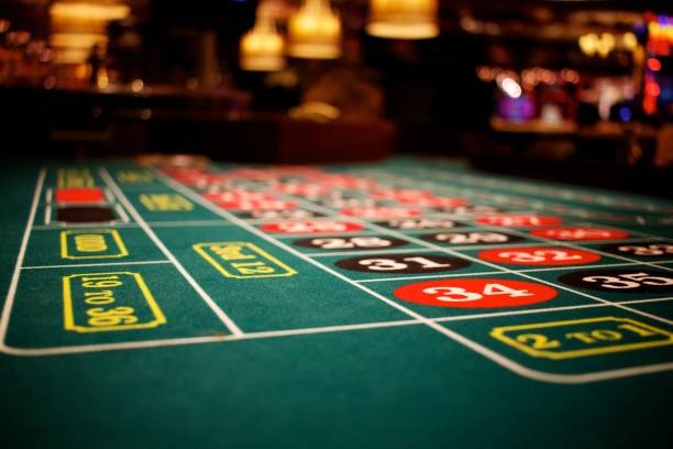 sett live blackjack table with dealers during Premier League season